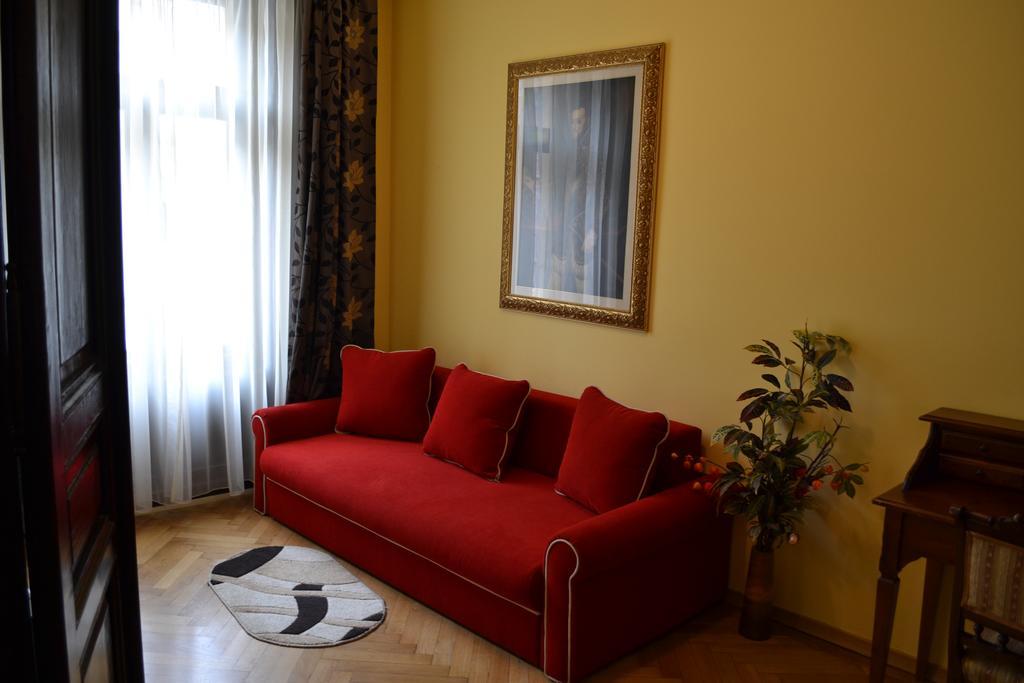 Casa Republicii Braşov Quarto foto